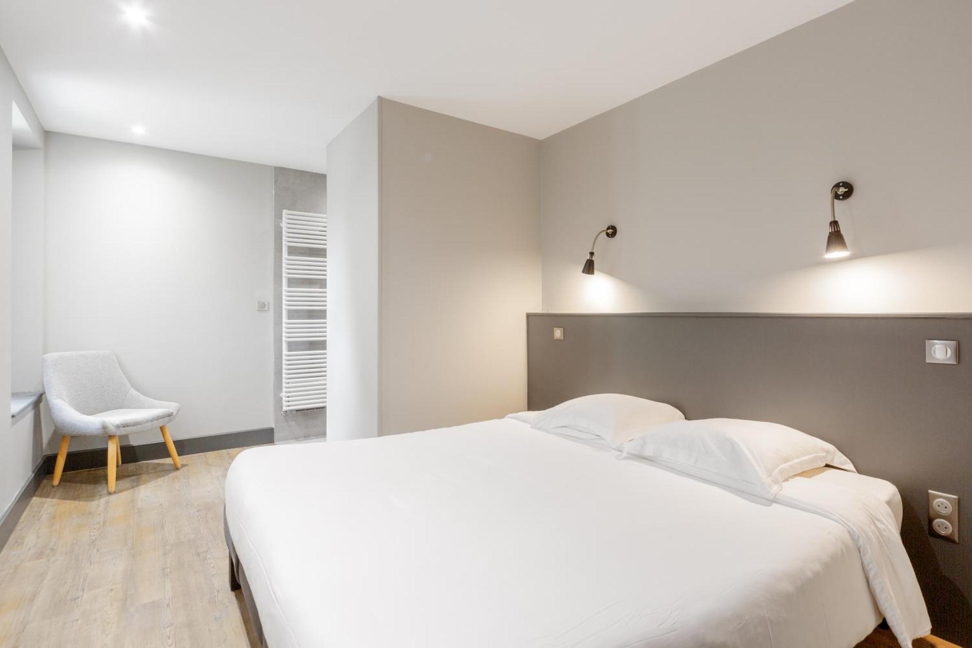 Chateau De Briante Bed & Breakfast *