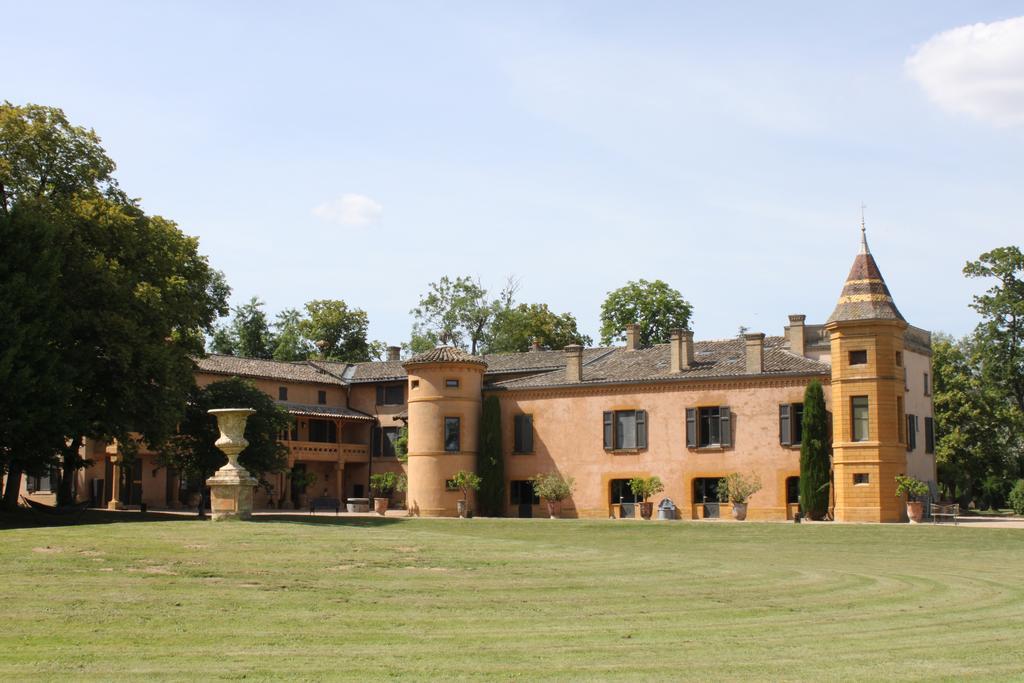 Chateau De Briante Bed & Breakfast Saint-Lager
